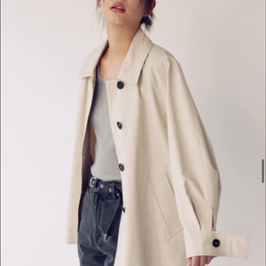 구호플러스 벨티드 미디 트렌치 코트