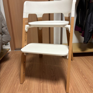 스토케 스텝스 유아하이체어 10만원에 판매합니다