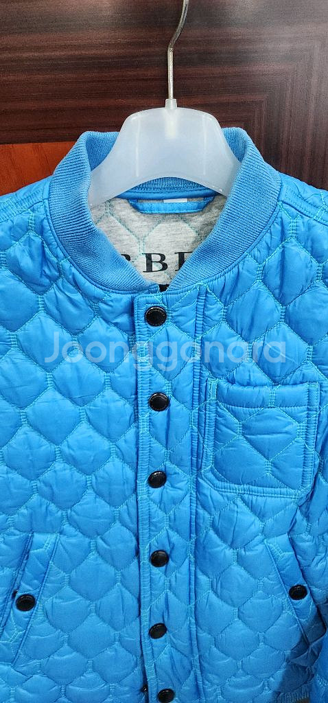 버버리 칠드런 퀼팅점퍼 10Y--9