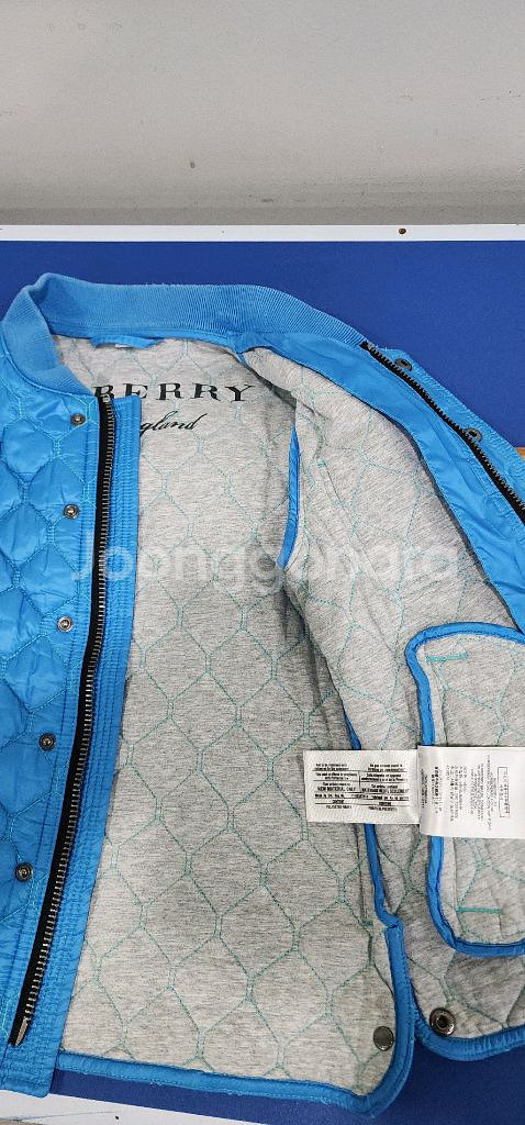 버버리 칠드런 퀼팅점퍼 10Y--8