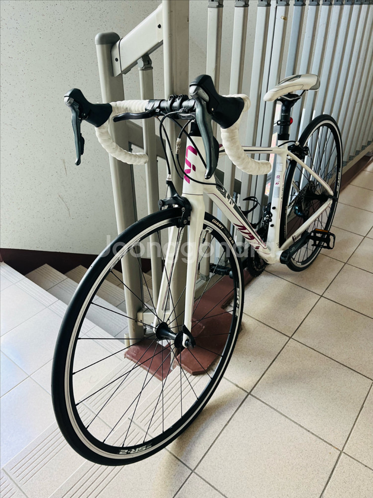 로드자전거(자이언트)와 MTB자전거(예거) 팝니다.--4