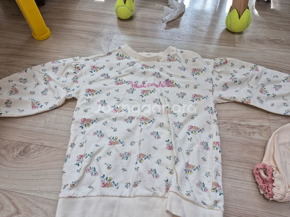 여아 가을 맨투맨 티셔츠 130사이즈--1