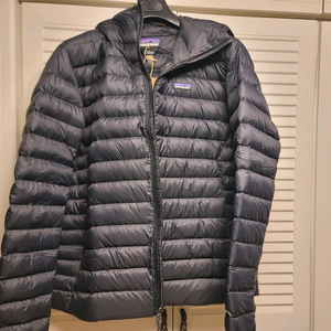 파타고니아 다운 스웨터 후디 경량 패딩 재킷