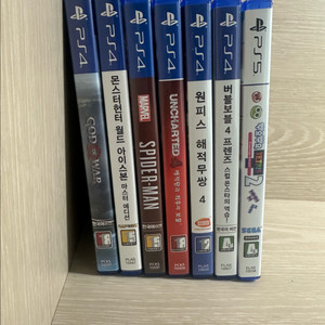 ps5,4타이틀 판매합니다 (스파이더맨, 버블보블4, 뿌요뿌요테트리스2, 몬헌 아이스본, 갓오브워, 언차티드4)