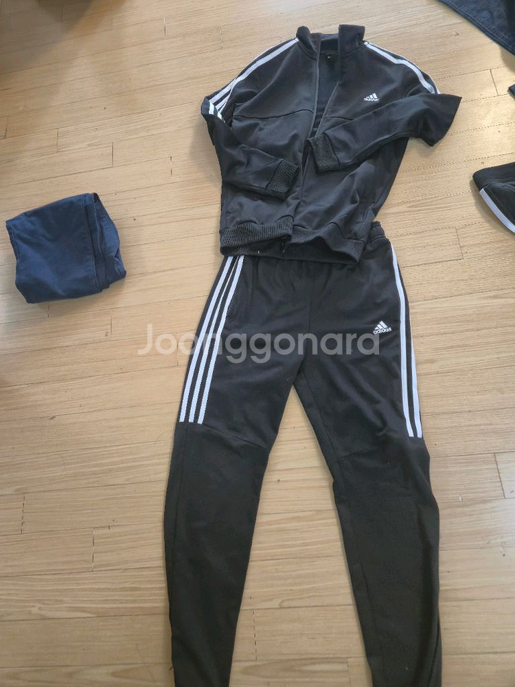 운동복 세트 (아디다스, 에버라스트 등)--1