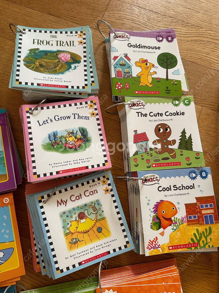 스콜라스틱 팝핀펜포함 21만원--2