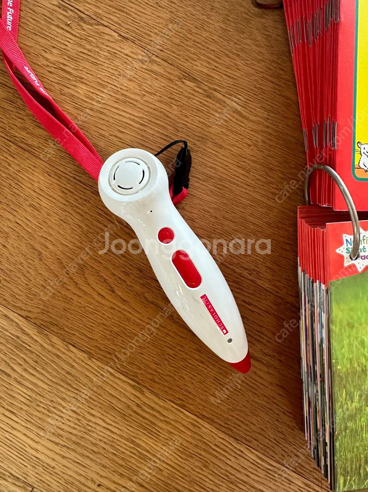 스콜라스틱 팝핀펜포함 21만원--9