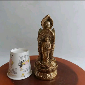 삼면 삼존 불상