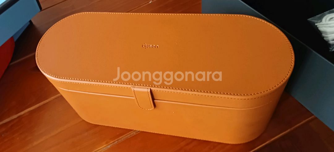 다이슨 에어랩 케이스 흠있음--0