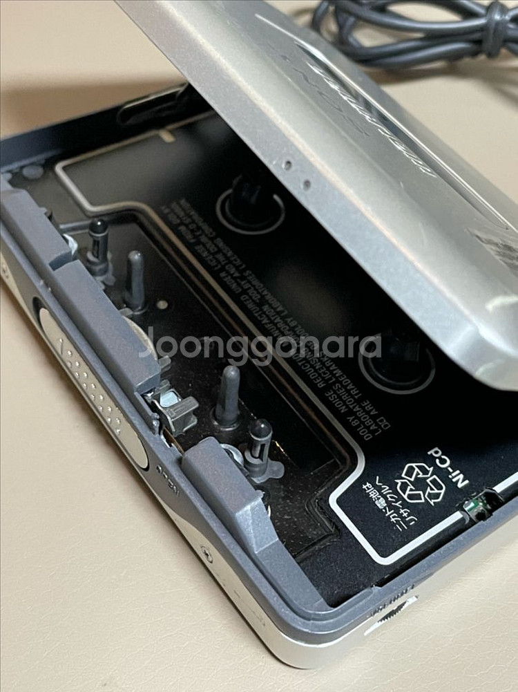 소니 워크맨 WM-FX822 라디오 카세트 플레이어--4