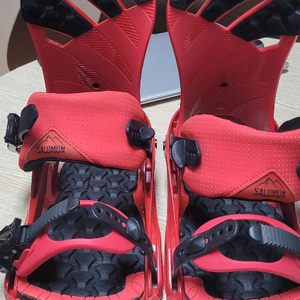 살로몬 리듬 스노우보드 바인딩