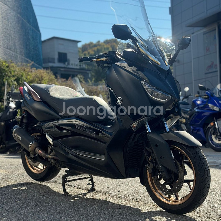 야마하 xmax300 22년형 아크라포빅 구변o 롱스크린 출퇴근용 저렴하게 판매합니다!--0