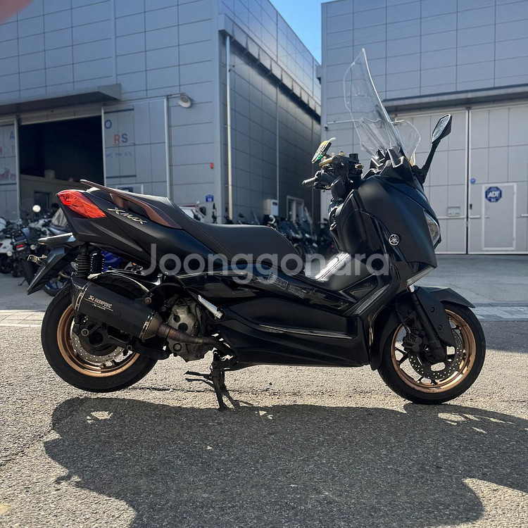 야마하 xmax300 22년형 아크라포빅 구변o 롱스크린 출퇴근용 저렴하게 판매합니다!--1