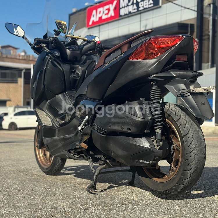 야마하 xmax300 22년형 아크라포빅 구변o 롱스크린 출퇴근용 저렴하게 판매합니다!--4