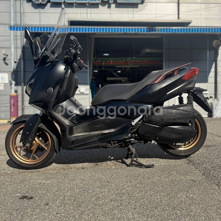 야마하 xmax300 22년형 아크라포빅 구변o 롱스크린 출퇴근용 저렴하게 판매합니다!--5