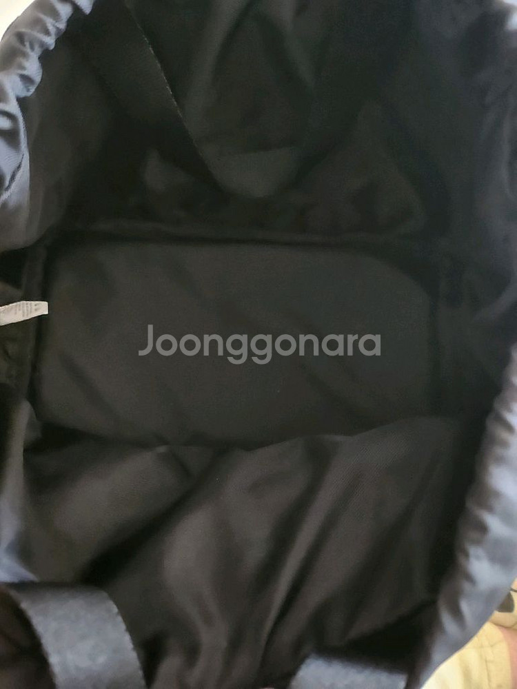 아프리콧 스튜디오 캐스터네츠 크로스백--2