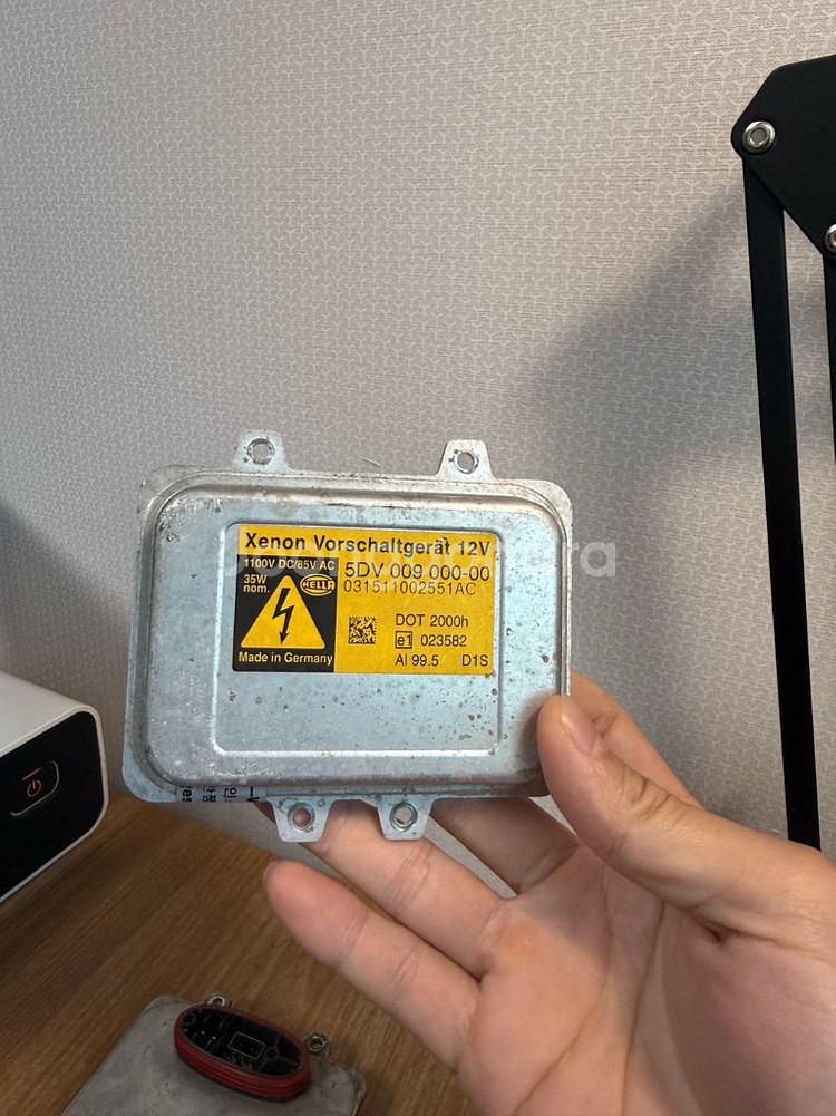 HELLA D1S 제논 밸러스트 (안정기,발라스터)판매합니다--0