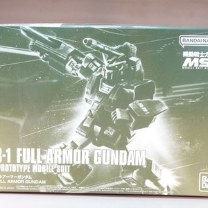 반다이 HG 풀아머 건담 프라모델 미개봉 새제품