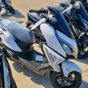 하우즈스즈끼 뉴모델 ADX125 26년식