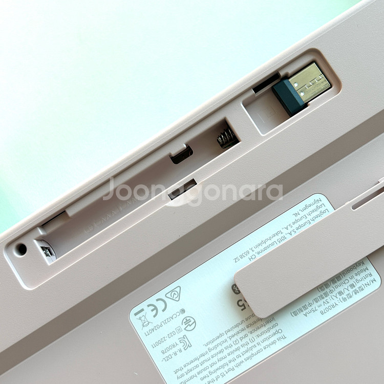 로지텍 기계식 키보드 k855 핑크--2