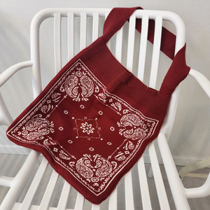 제너럴 아이디어/ 페이즐리 레드 니트가방 40x42cm