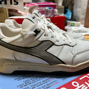 디아도라 헤리티지 B.560 유스드 white/aluminum 260 이미지