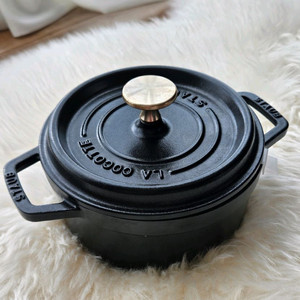 스타우브 꼬꼬떼 주물 냄비 16cm 블랙