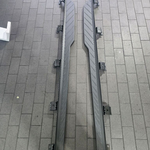 그랑콜레오스 사이드스텝 검정 팝니다(장착후 바로 탈거한부품)