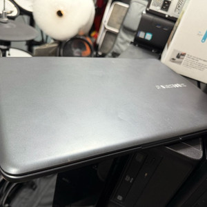 삼성 노트북 NT551EBE 모델(I5, 8gb, ssd256gb+hdd500gb) 판매합니다.