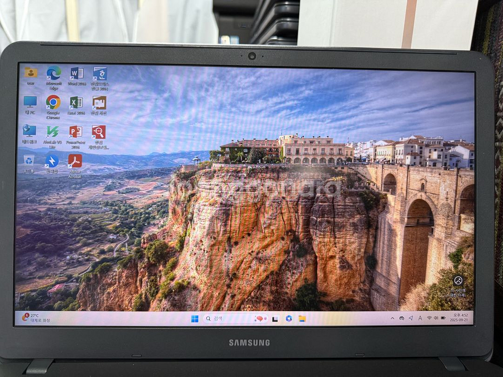 삼성 노트북 NT551EBE 모델(I5, 8gb, ssd256gb+hdd500gb) 판매합니다.--4