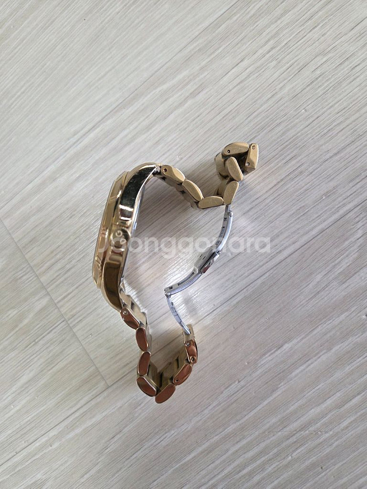 D&G 돌체앤가바나 금장 손목시계--1