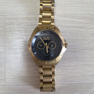 D&G 돌체앤가바나 금장 손목시계