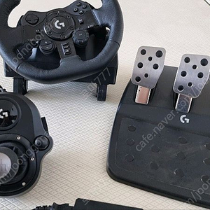 로지텍 G923. 레이싱휠 쉬프터 세트. G29 상위
