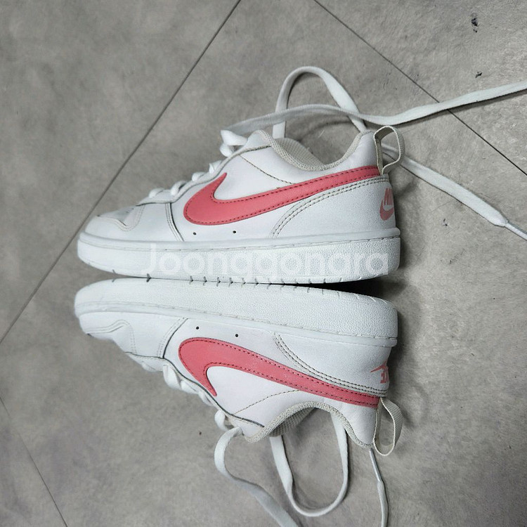 나이키 코트 버로우 스니커즈 225--1