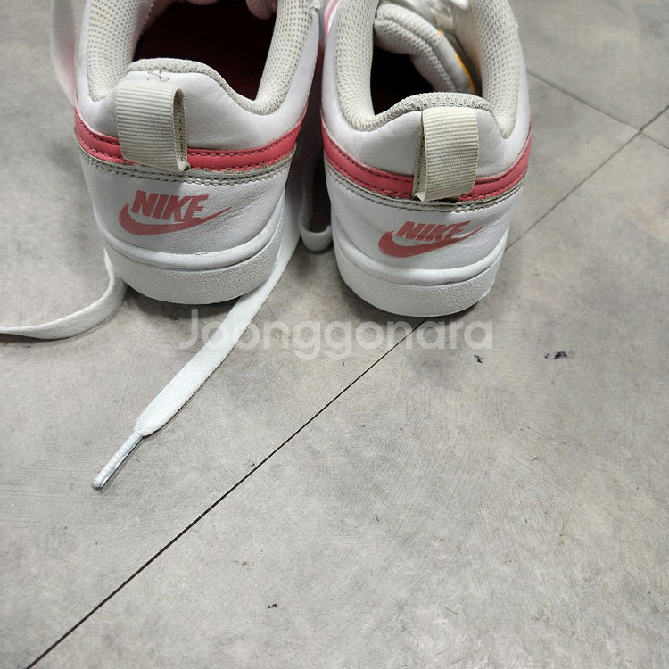 나이키 코트 버로우 스니커즈 225--5