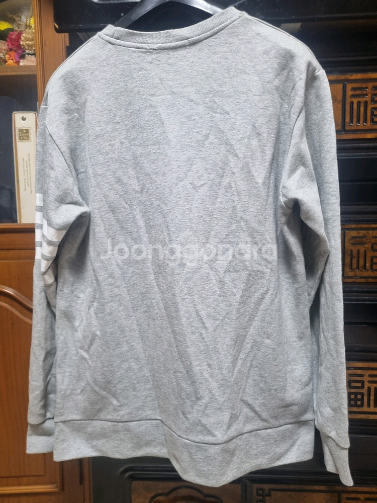 톰브라운 맨투맨. M/L--7