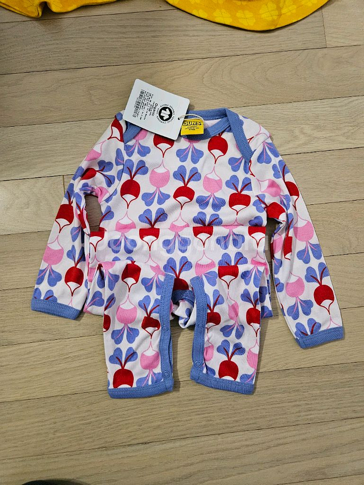 던스 스웨덴 보라 빅 순무랩넥 슈트 86사이즈 새상품--1