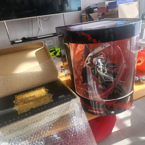 트리니티블러드 화보집+피규어 세트