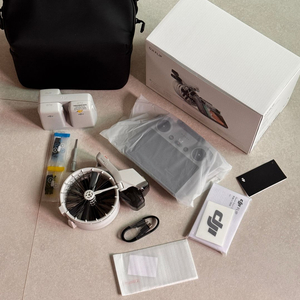 DJI Flip 플라이 모어 콤보 (DJI RC 2)