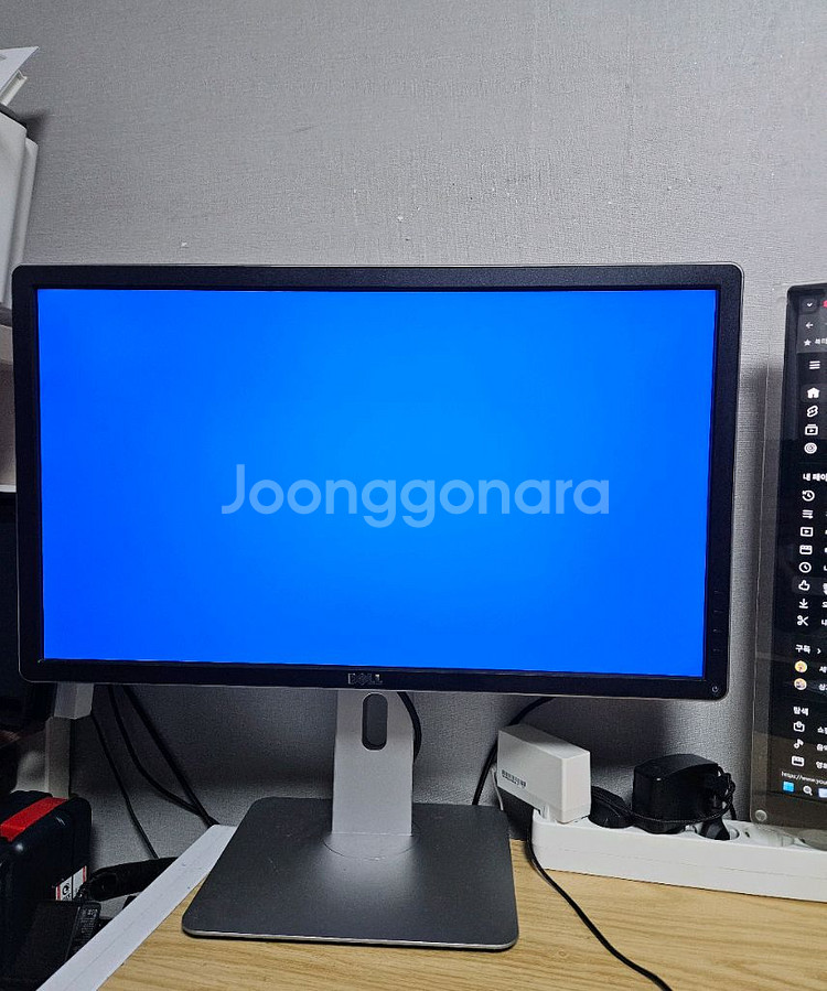 Dell 모니터 p2415q 4K 모니터 2대를 32에 팝니다.--3