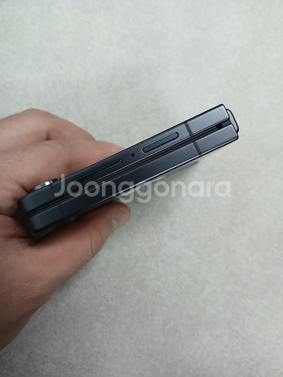 갤럭시Z플립7블랙 256_GB 팝니다S급.[90만]--2