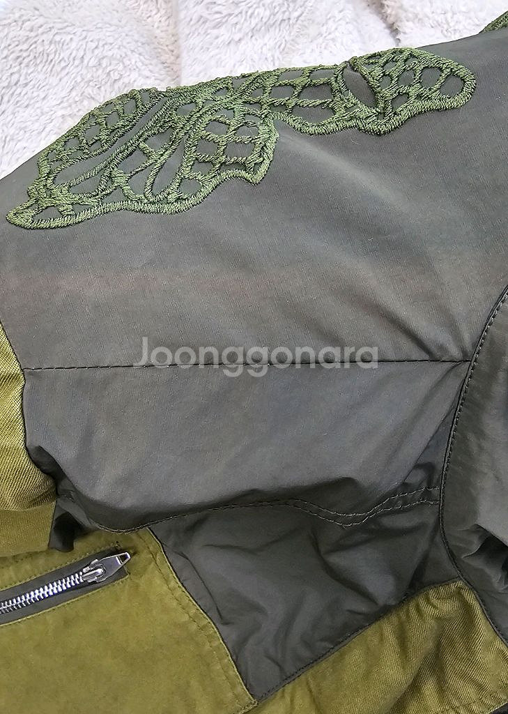 베네통 야상자켓 카키야상 자수 롱자켓--9