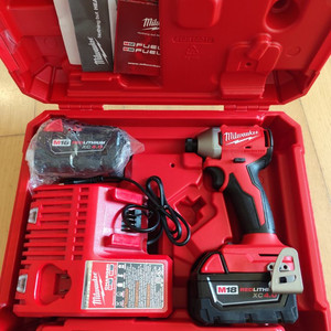 밀워키 임팩트세트 충전임팩 밀워키 임팩세트