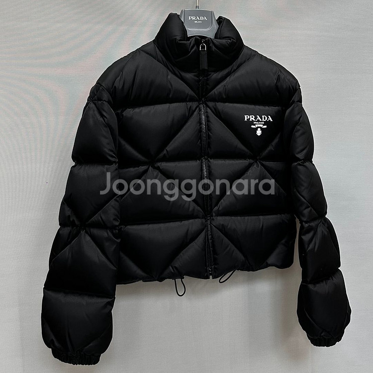 프라다 리나일론 개버딘 크롭 패딩 자켓 ( 55 66 )--2