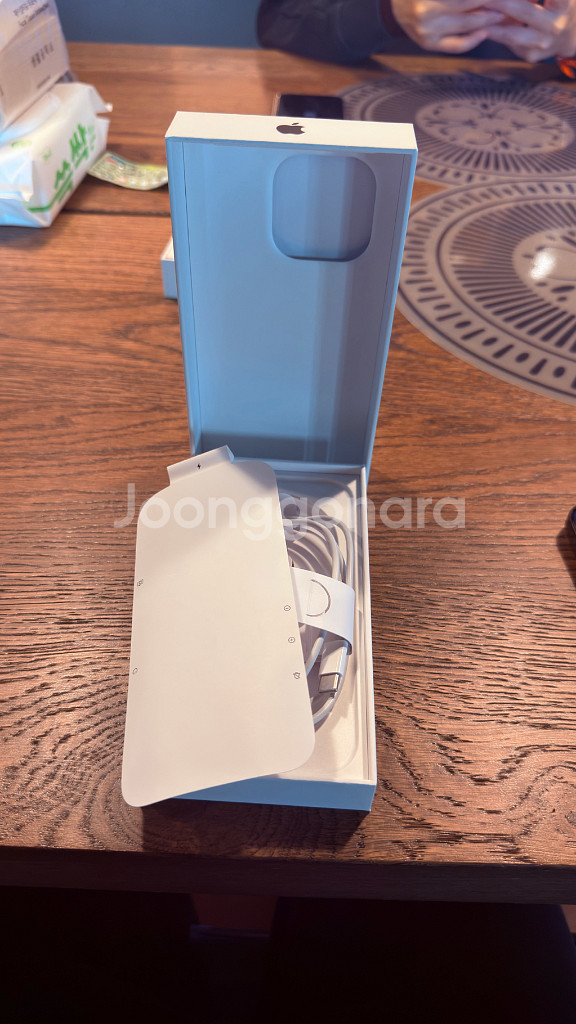 [S급 풀박스)아이폰 16 프로 128GB 블랙티타늄--4