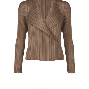 플리츠플리즈 쟈켓 브라운 3사이즈