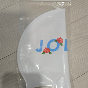 졸린 로지 수모