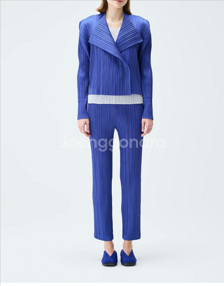 플리츠플리즈 쟈켓 블랙 3사이즈--1