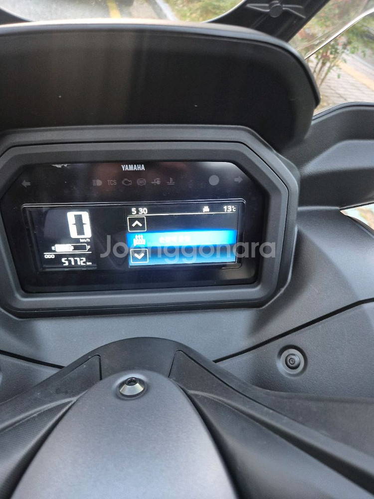 야마하 XMAX 300 스쿠터--5