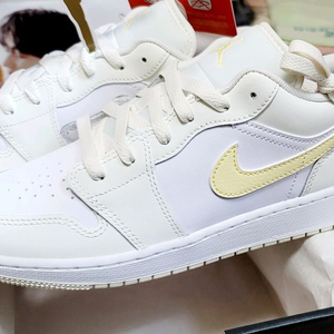 나이키 조던 1 로우 레이저 오렌지(나코탭 새상품) 박스포함